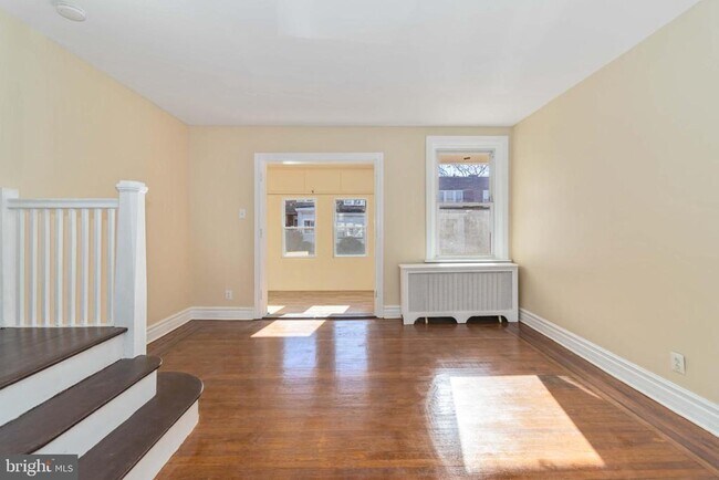 Building Photo - 1929 W Sparks St