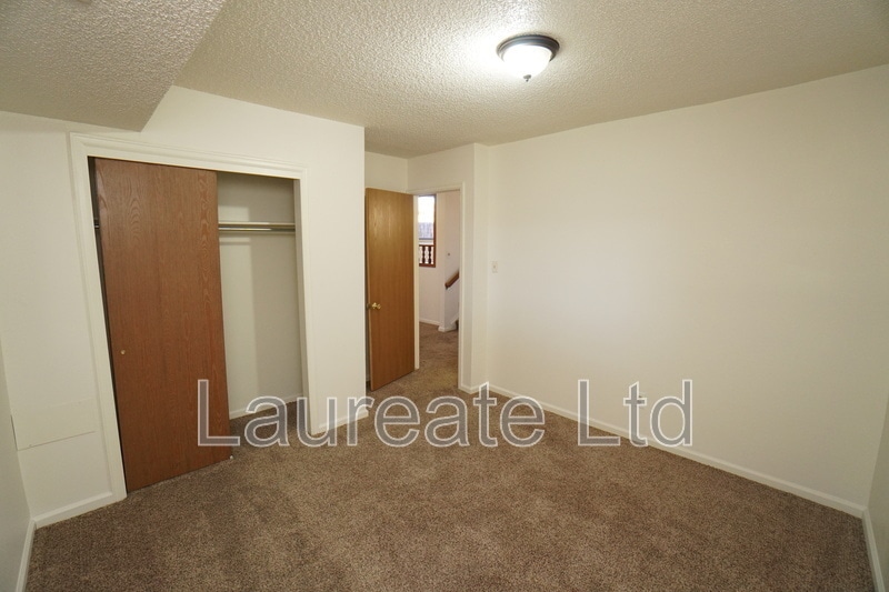 Building Photo - 5859 Newcombe Ct