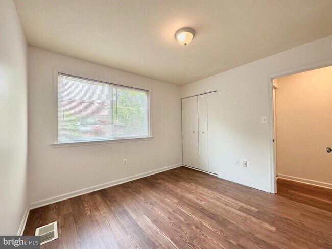 Building Photo - 18722 Paprika Ct