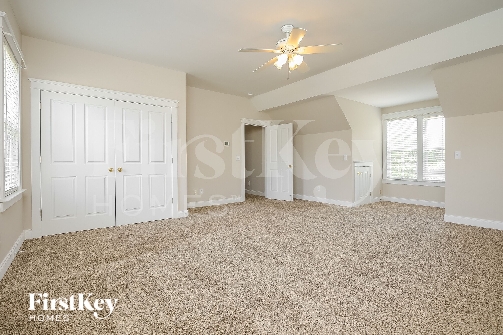 Building Photo - 228 Silverwood Ln