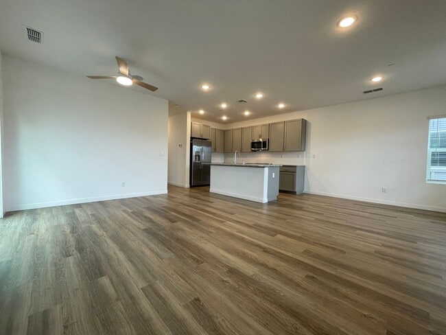 Building Photo - Brand-New, Never-Lived-In Home in a Top-Rated School District!