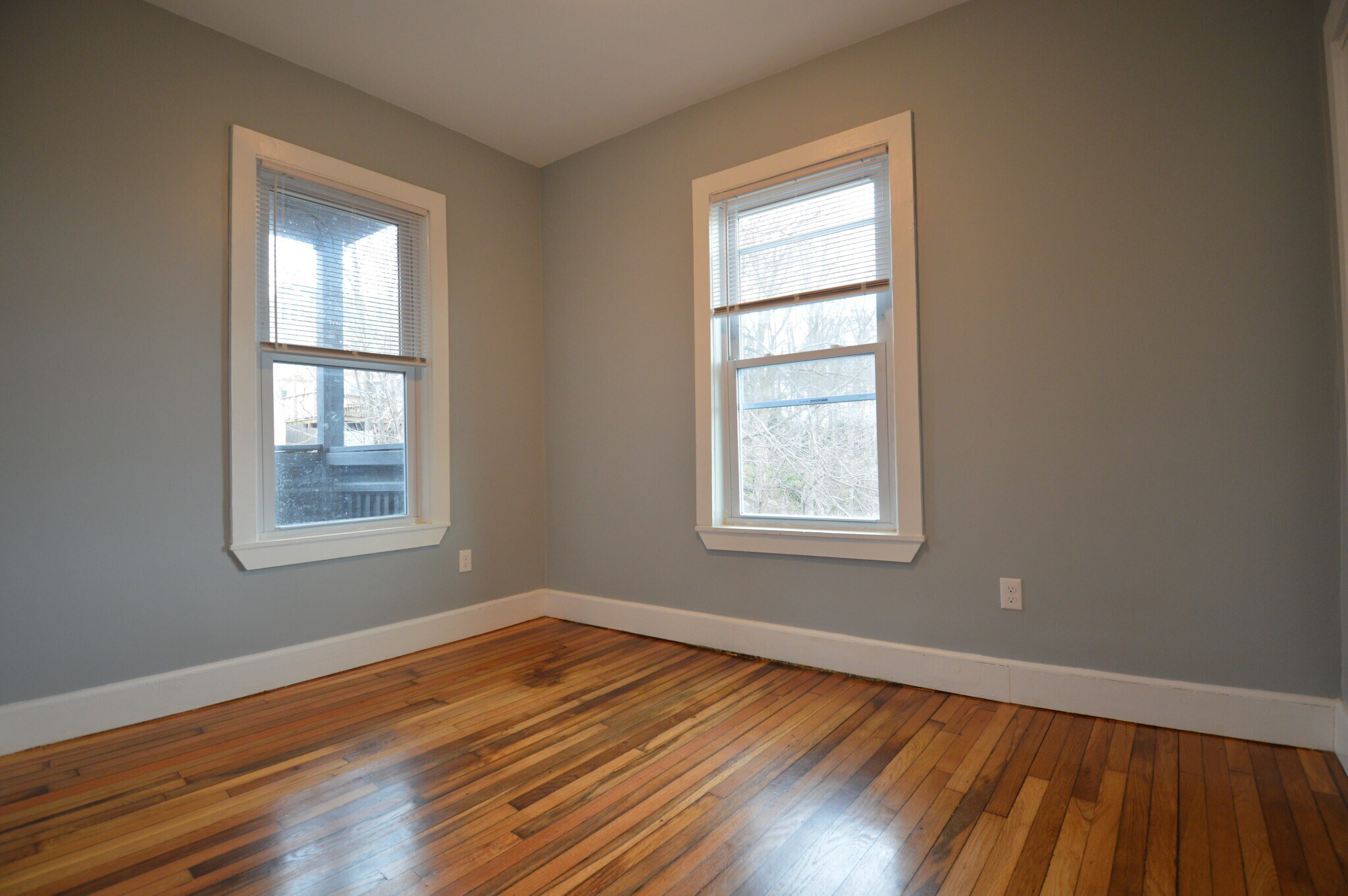 Building Photo - 301 Hancock St