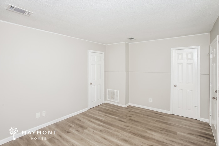 Building Photo - 813 Seton Rd