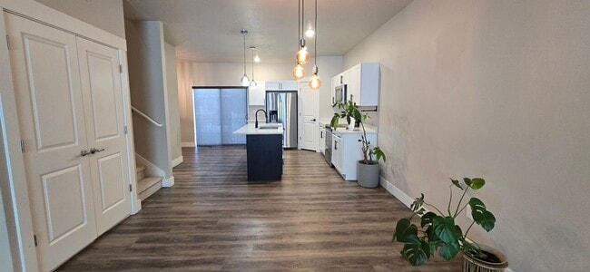 Building Photo - Come check out this beautiful 3 story town...