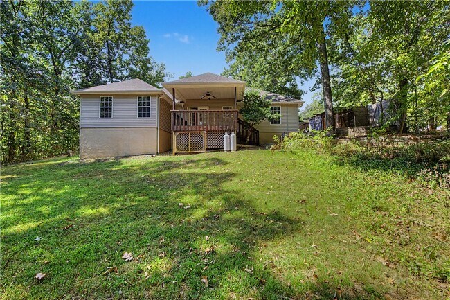 Building Photo - 11 Cresswell Ln