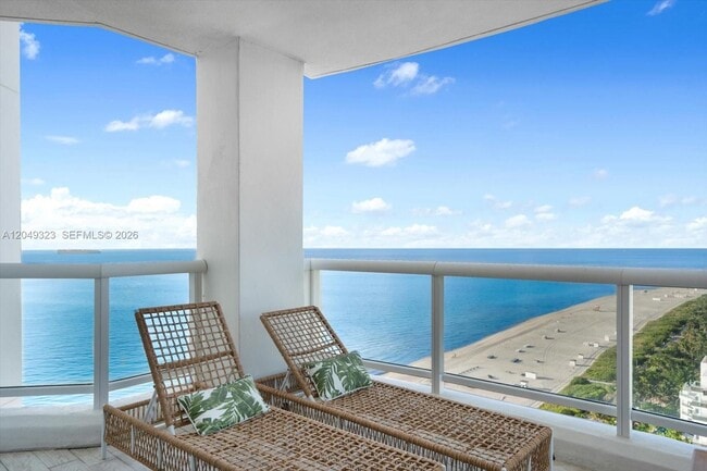Building Photo - 4201 Collins Ave