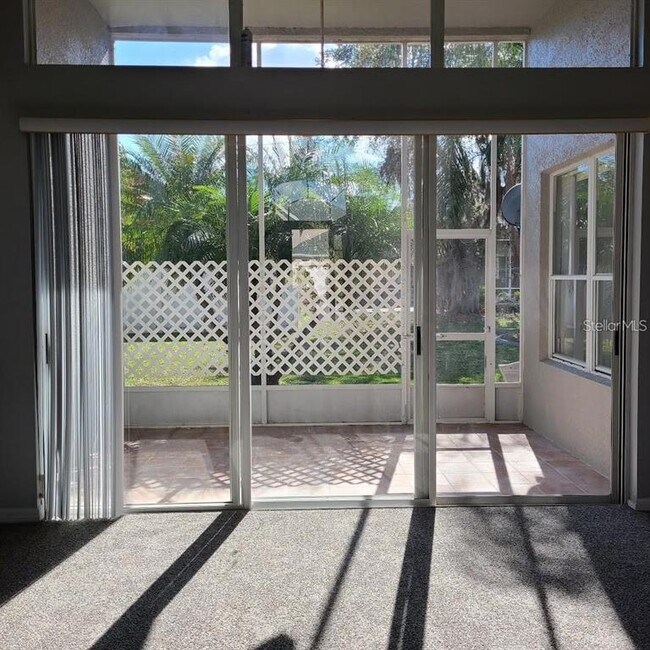 Building Photo - 2802 Baywood Ln