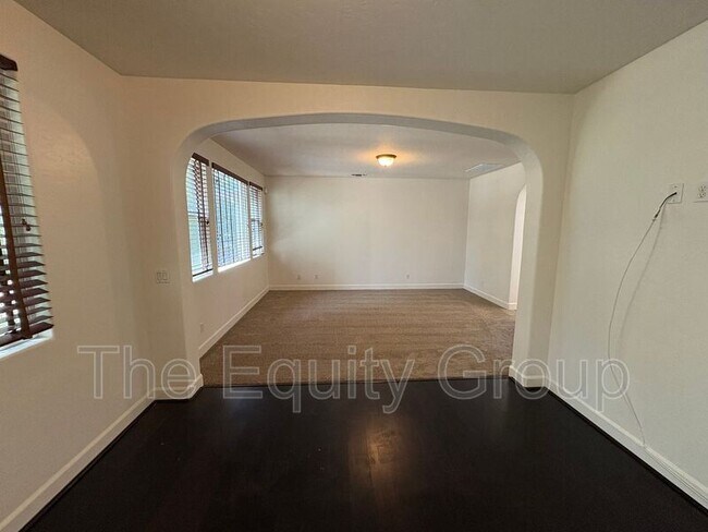 Building Photo - 3047 W Harold Ct