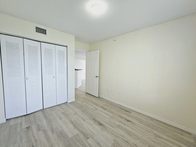Building Photo - 4151 San Marino Blvd