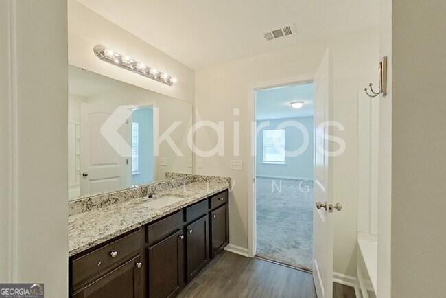 Building Photo - 107 St Matthew Wy