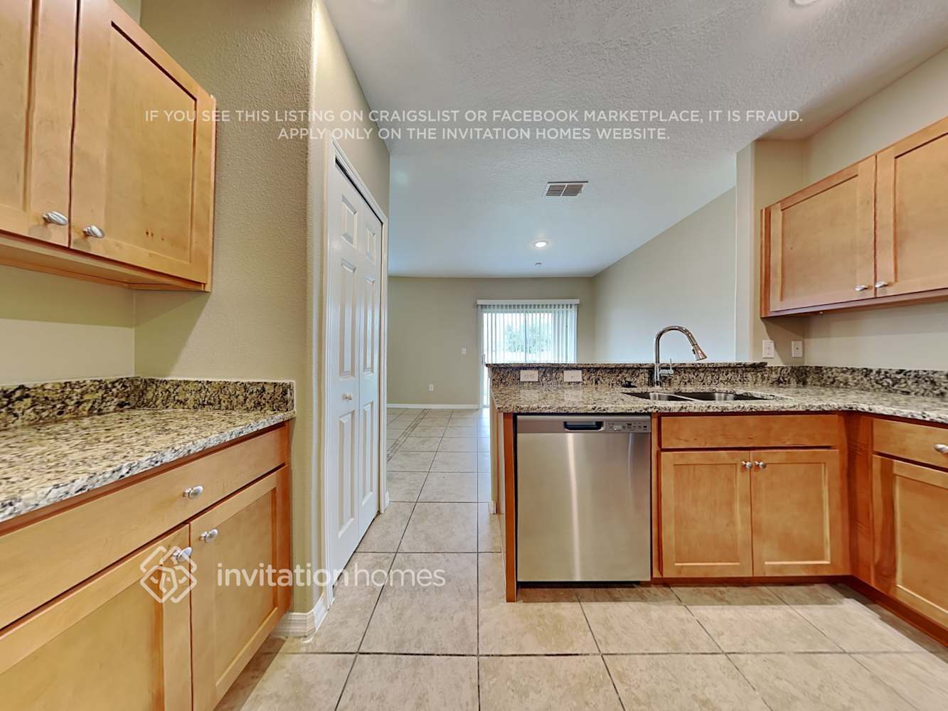 Building Photo - 1041 Seminole Sky Dr