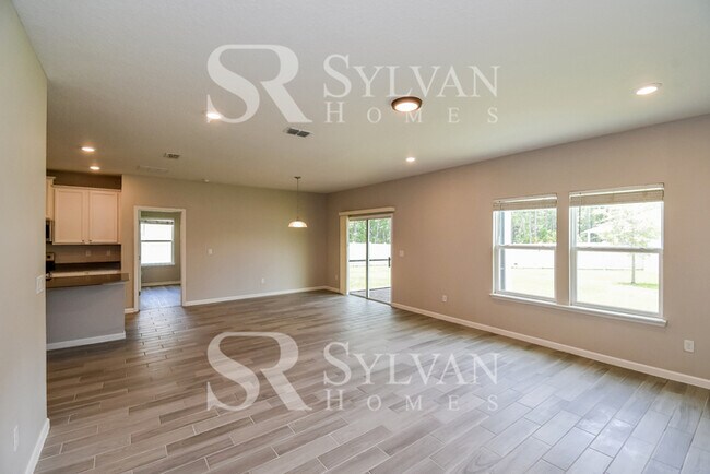 Building Photo - Don't miss out on the opportunity to live ...