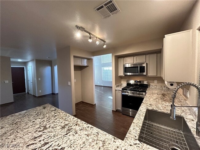 Building Photo - 7300 Casa Solar Ct