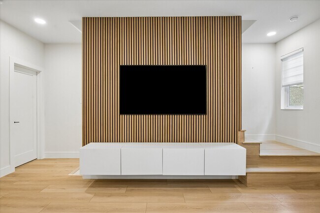 Building Photo - 12707 Boheme Dr