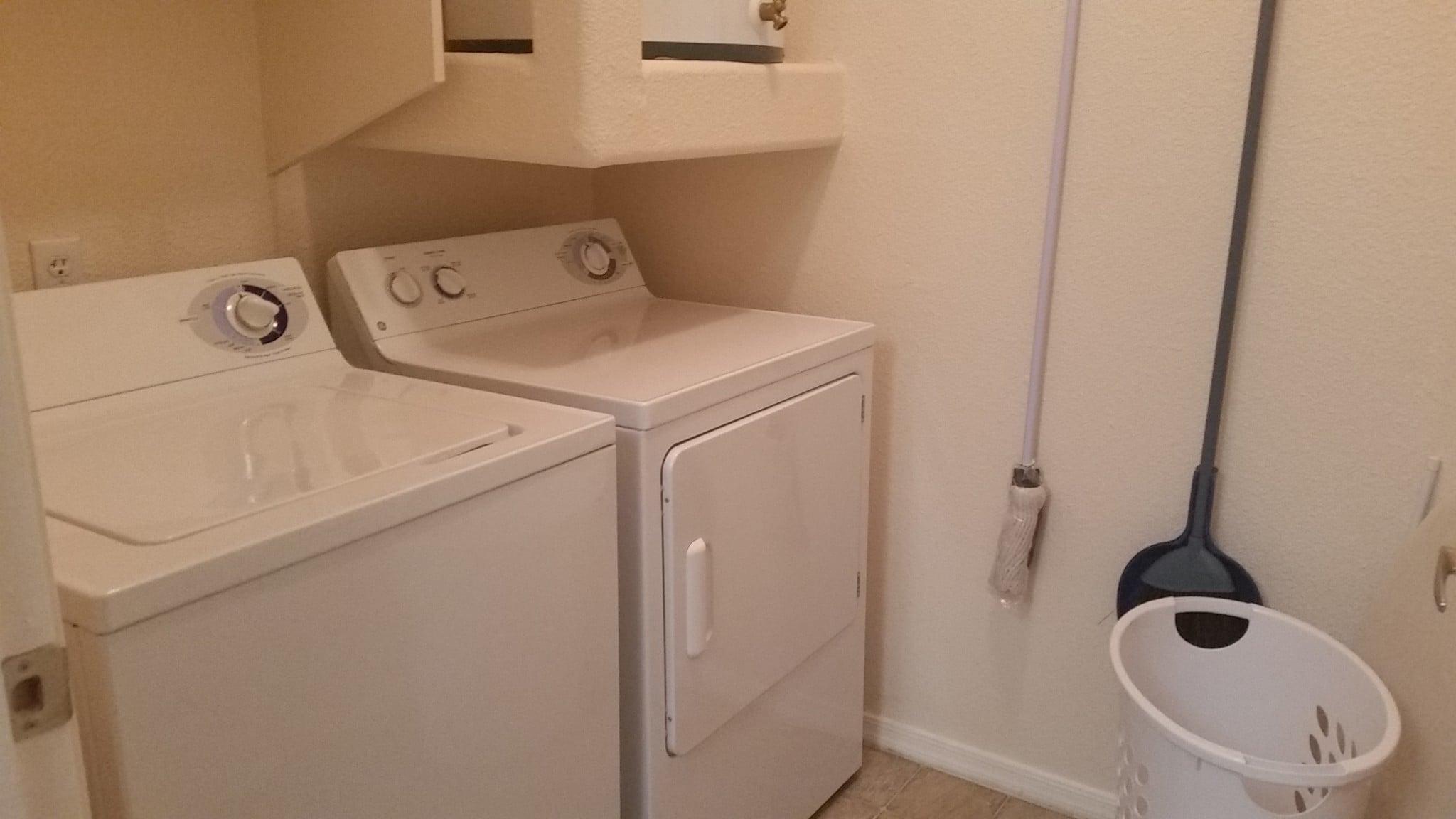 Laundry - 18416 Cave Creek Road