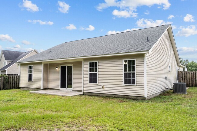 Building Photo - Welcome to Aragona Village!