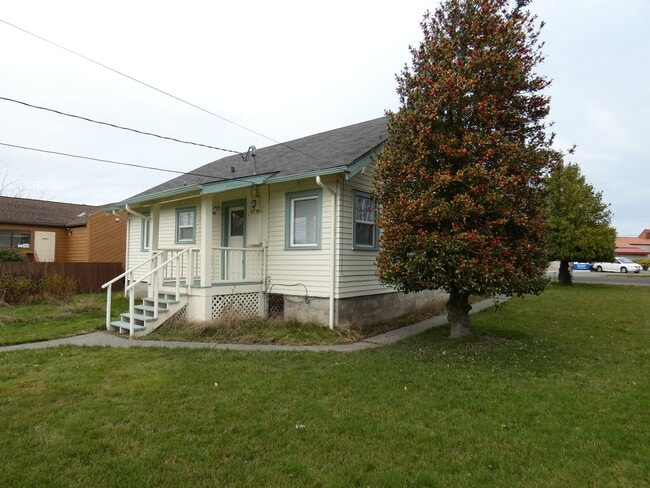 Building Photo - 1022 Caroline St