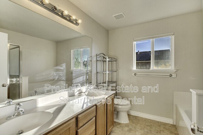 Building Photo - 6924 Chippewa Dr