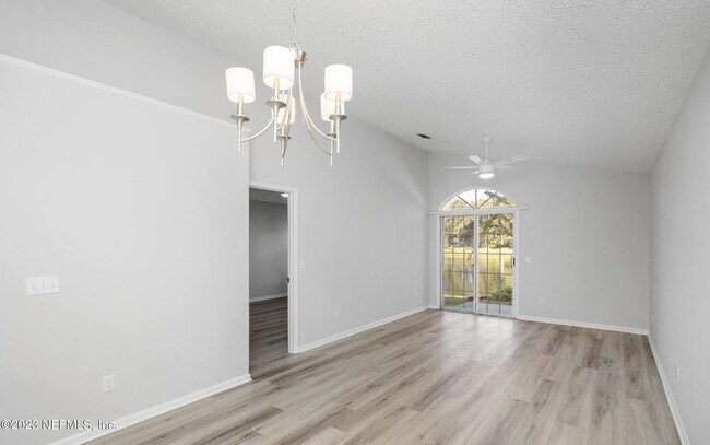 Building Photo - 126 Solano Cay Cir