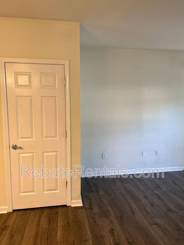 Building Photo - 6599 Arching Branch Cir