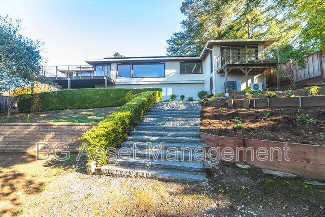 Building Photo - 1411 Arlington Blvd