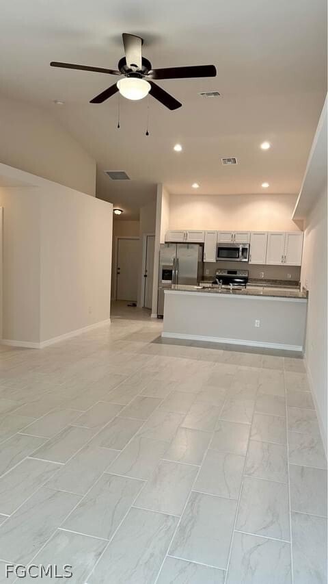 Building Photo - 4406 Skyline Blvd