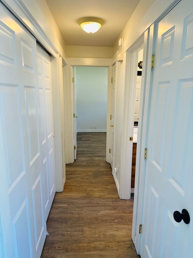 Building Photo - Charming Remodeled Camas Duplex