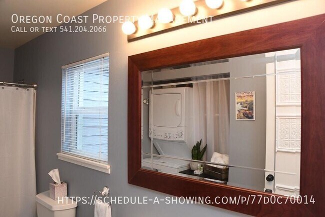 Building Photo - 2bed/2bath home on the river and close to ...