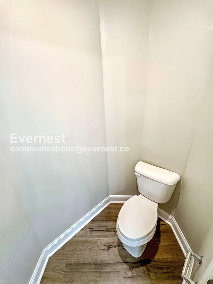 Building Photo - 130 Mandy Ln