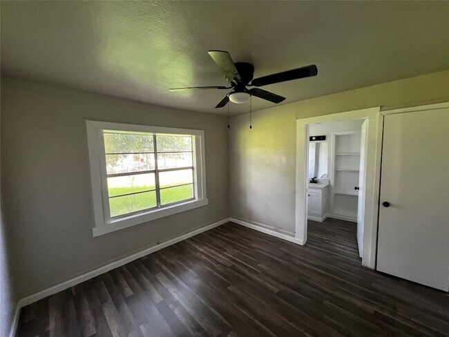 Building Photo - 3785 Goliad St