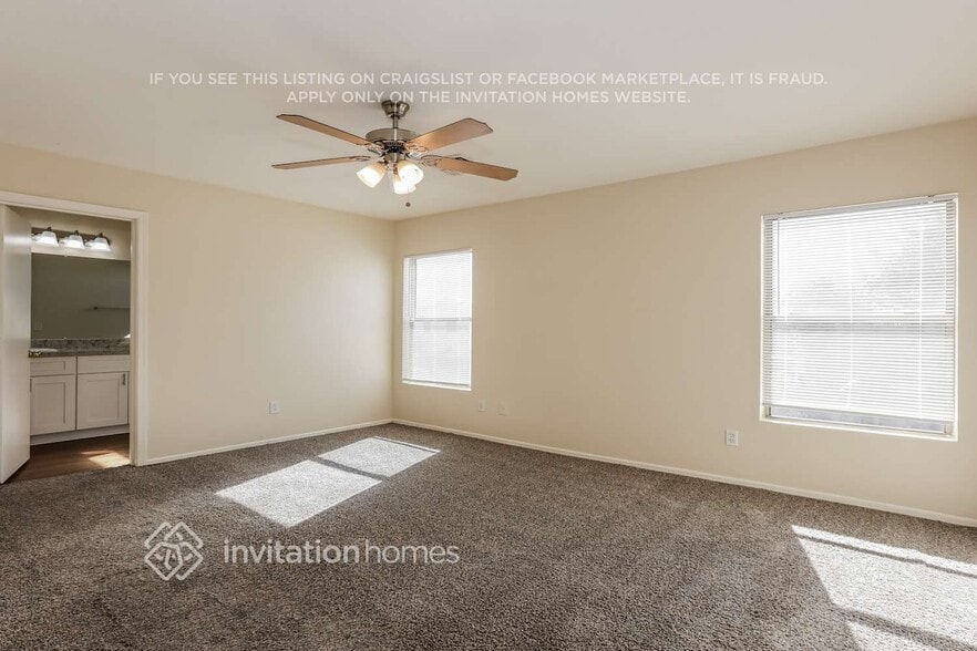 Building Photo - 12537 W Willow Ave