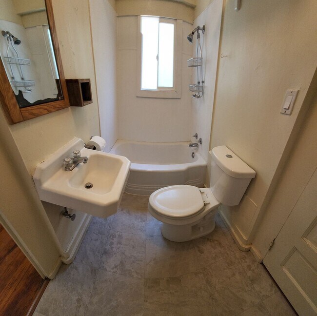 Building Photo - Jeffrey and Foothill Properties