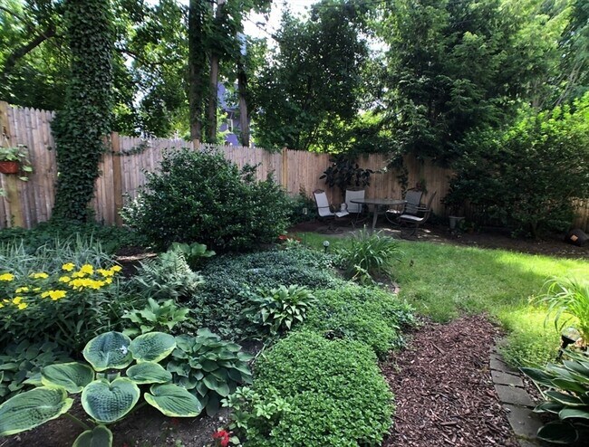 Building Photo - 28 Goldsmith St