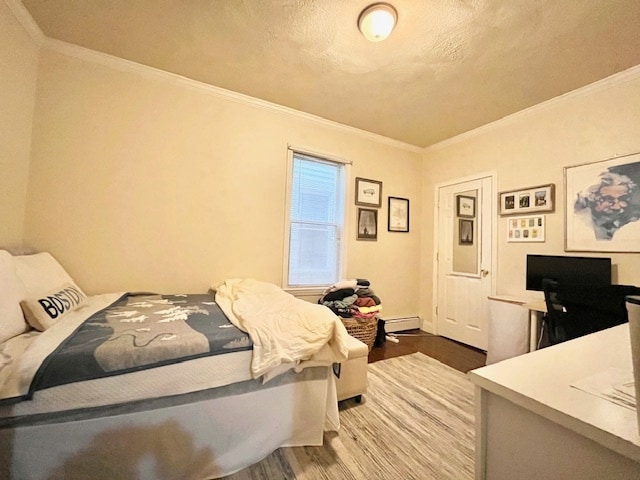 Building Photo - 716 E 6th St