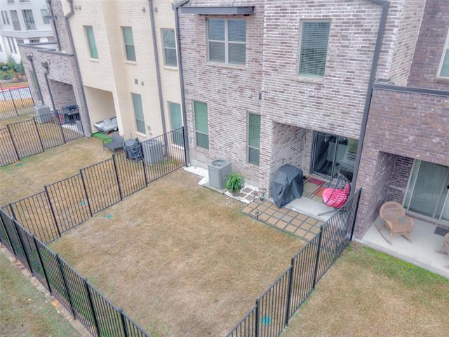 Building Photo - 1054 Maverick Dr