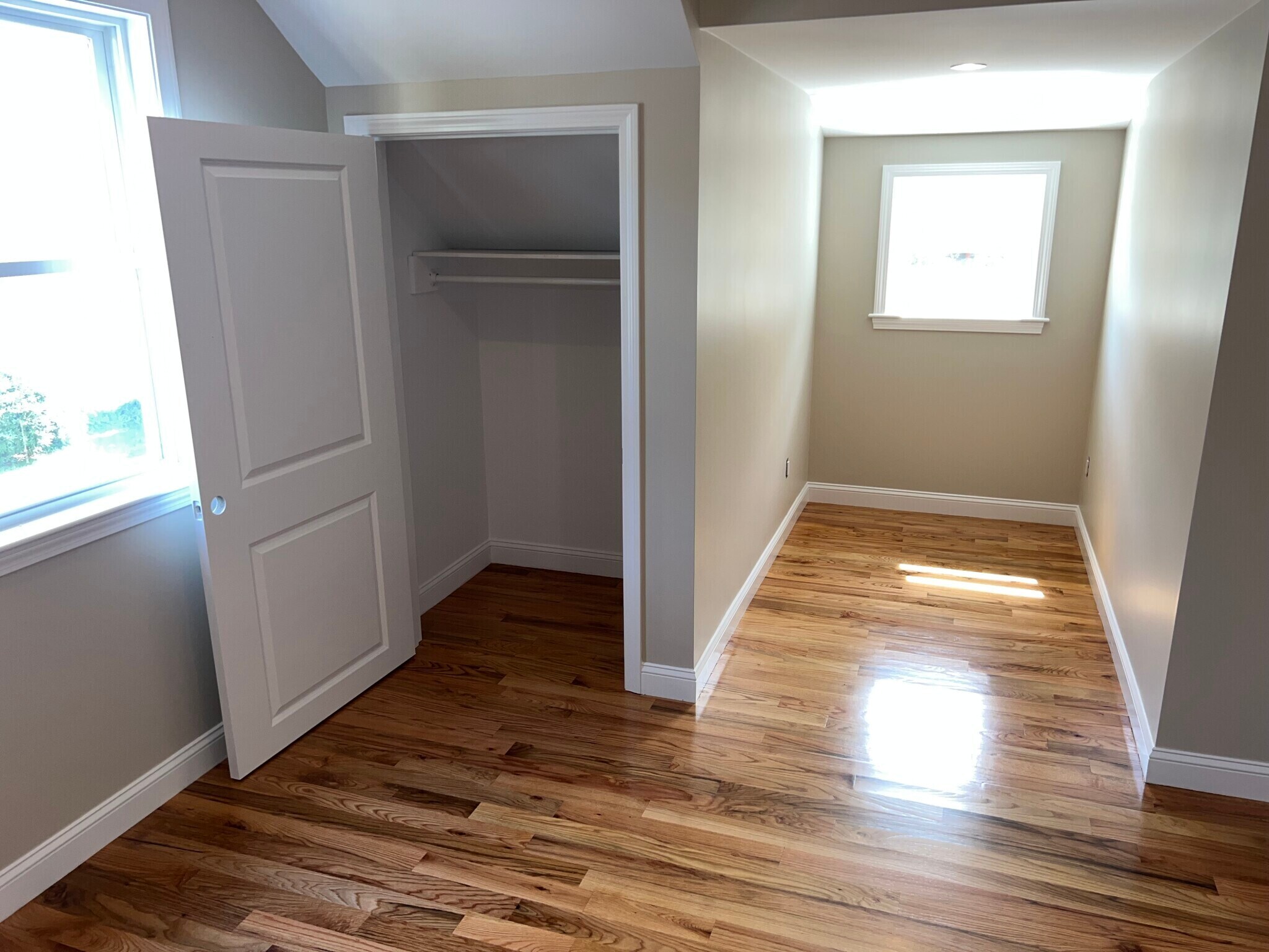 Building Photo - 11 Garfield Ave