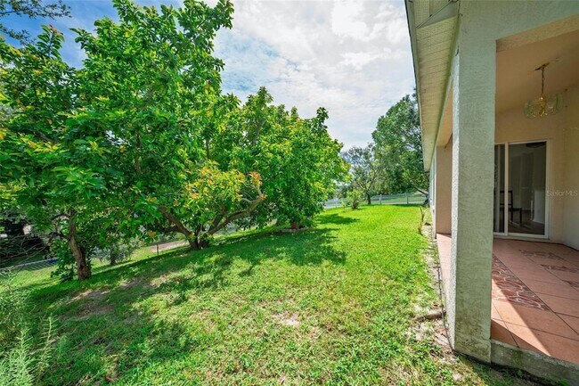 Building Photo - 818 Cherry Laurel St