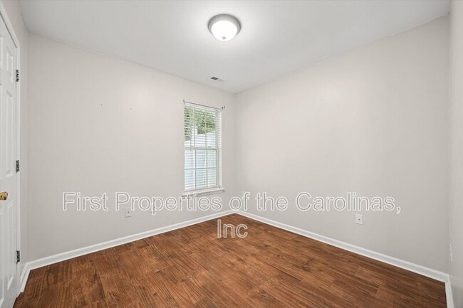 Building Photo - 1534 Tiana Way