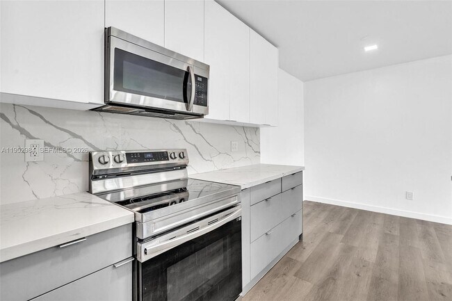 Building Photo - 7041 Raleigh St