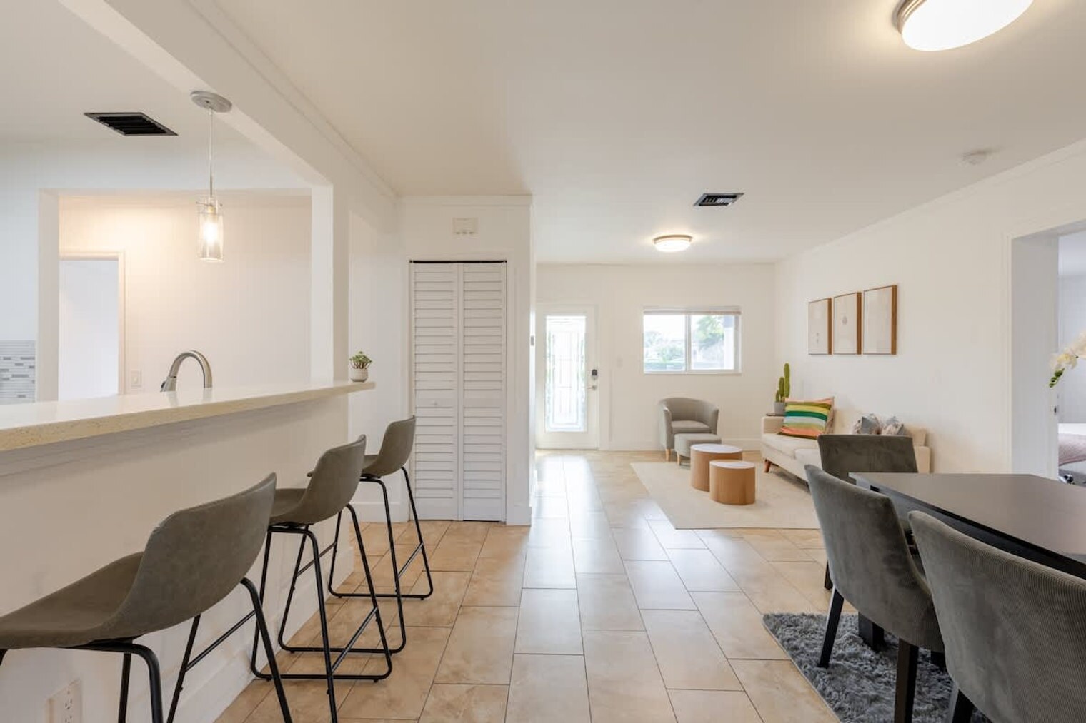 Building Photo - 7313 SW 16th Terrace