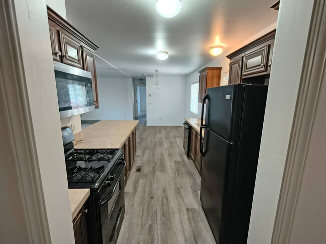 Building Photo - 386 Petrol Rd