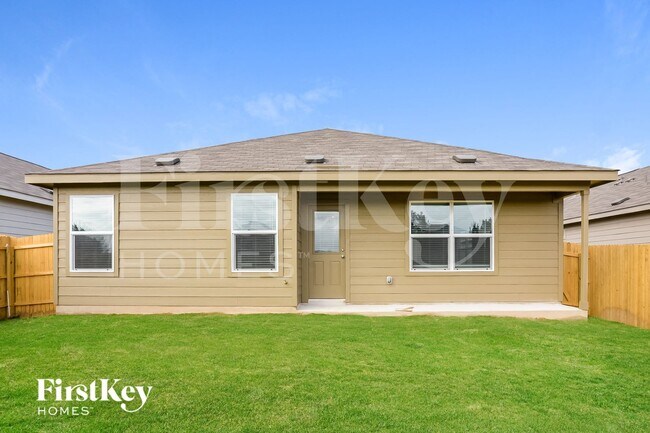 Building Photo - 14918 Bog Mill