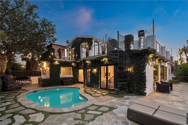 Building Photo - 3642 Alta Mesa Dr