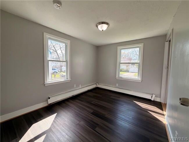 Building Photo - 175 Texas St