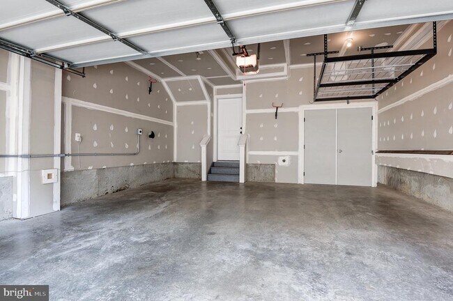 Building Photo - 5138 Longstone Way