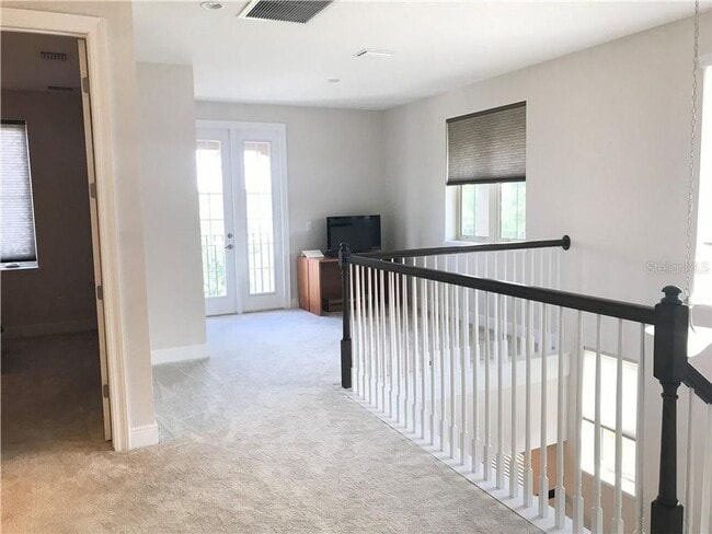 Building Photo - 8896 Bismarck Palm Dr