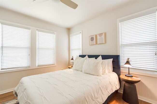 Building Photo - 201 NW 23rd St