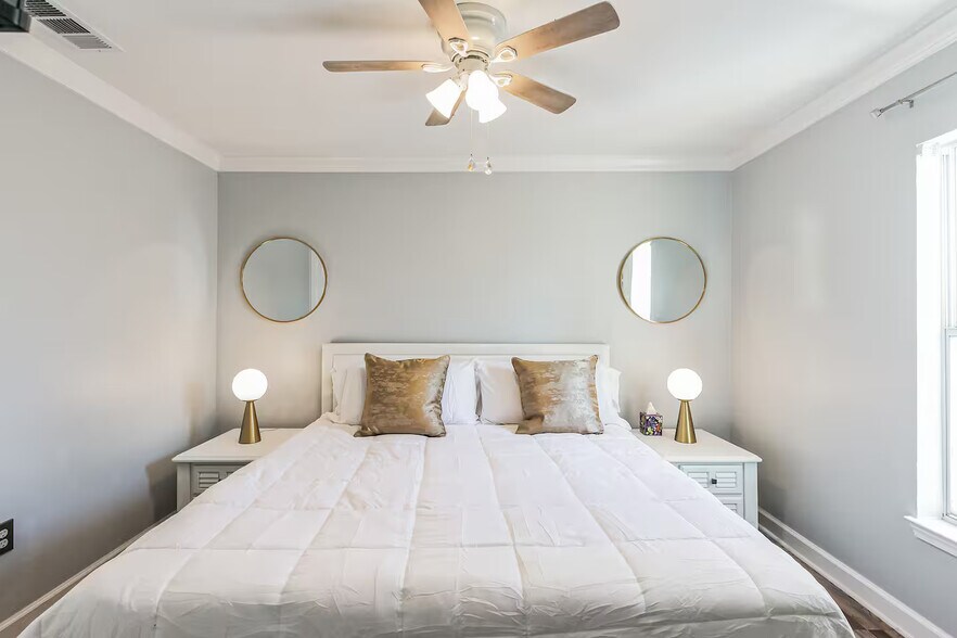 Building Photo - 18565 Bridle Club Dr