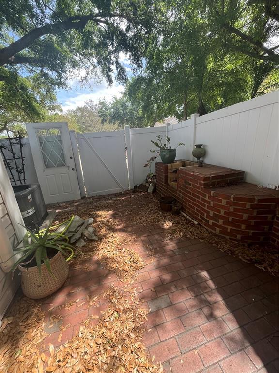 Building Photo - 11359 Stratton Park Dr