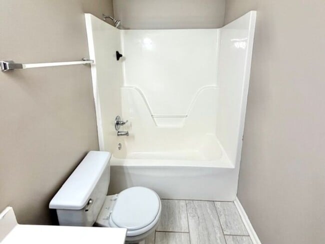 Building Photo - Spacious 3 Bedroom 2 Bath Home With Large Bonus Room Availalbe In Southaven